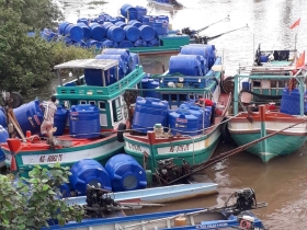 TÂN Á ĐẠI THÀNH CÙNG GIAN NAN VƯỢT MẶN